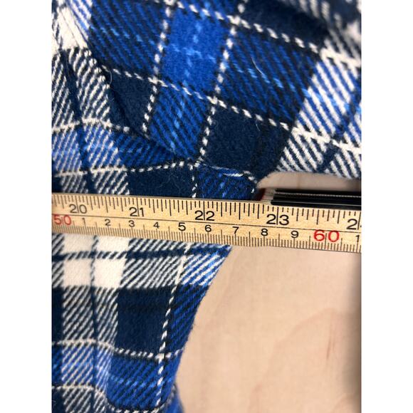 Orvis Blue Plaid Flannel Shirt Men’s Medium Cotton Button Front Elbow Patch - Picture 4 of 9